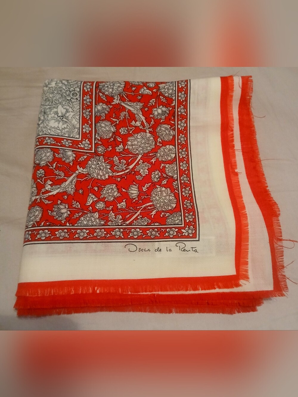 EUC Oscar de la Renta Vintage Scarf